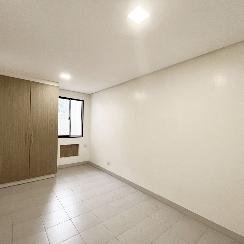 Ciudad Del Mejia Unit B